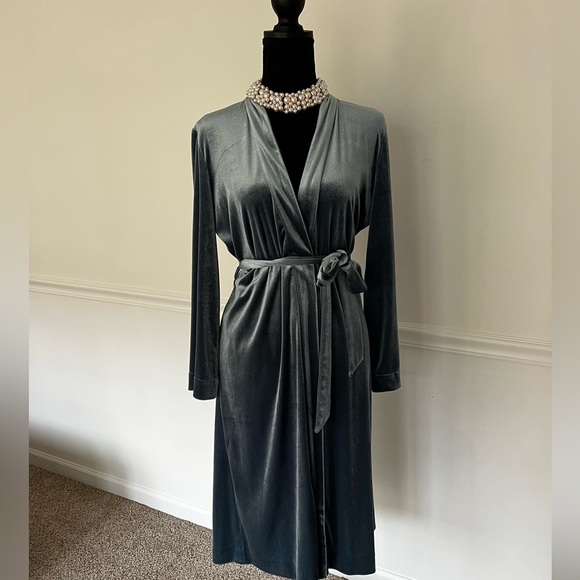 Velvet women’s robe size S - Picture 8 of 8